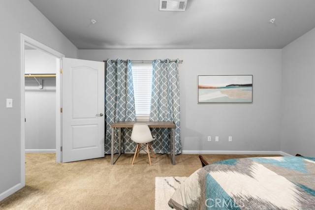 Detail Gallery Image 12 of 34 For 969 August Way, Redding,  CA 96003 - 3 Beds | 2 Baths