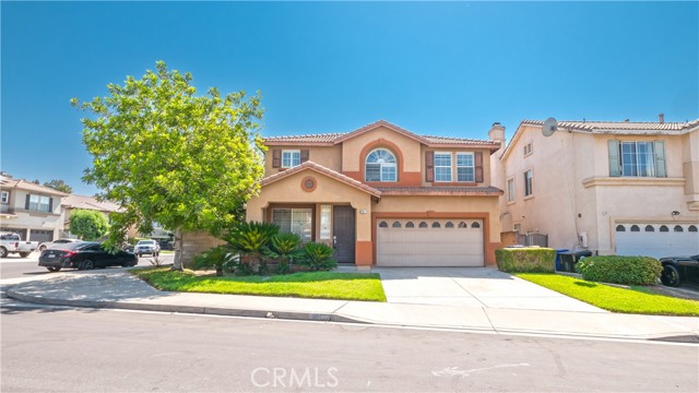 Detail Gallery Image 1 of 1 For 5917 Pine Valley Dr, Fontana,  CA 92336 - 4 Beds | 3 Baths