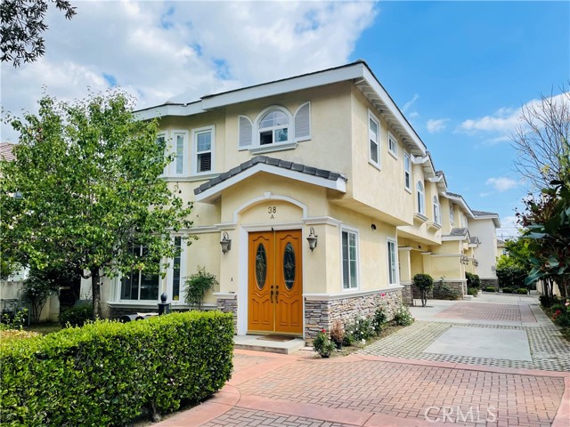 Detail Gallery Image 2 of 25 For 38 Diamond St #C,  Arcadia,  CA 91006 - 3 Beds | 2/1 Baths