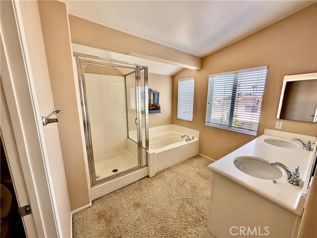 9510 Nickellaus Court, Corona CA: https://media.crmls.org/medias/67ccbd0a-170c-4d24-8eac-a506b19046ff.jpg