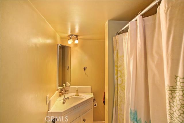 Detail Gallery Image 5 of 7 For 220 Avenida Lobeiro #D,  San Clemente,  CA 92672 - 1 Beds | 1 Baths