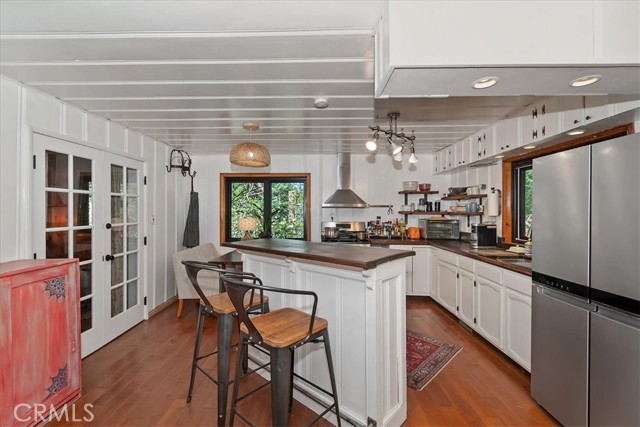 Detail Gallery Image 9 of 52 For 851 Cottage Grove, Lake Arrowhead,  CA 92352 - 2 Beds | 2 Baths