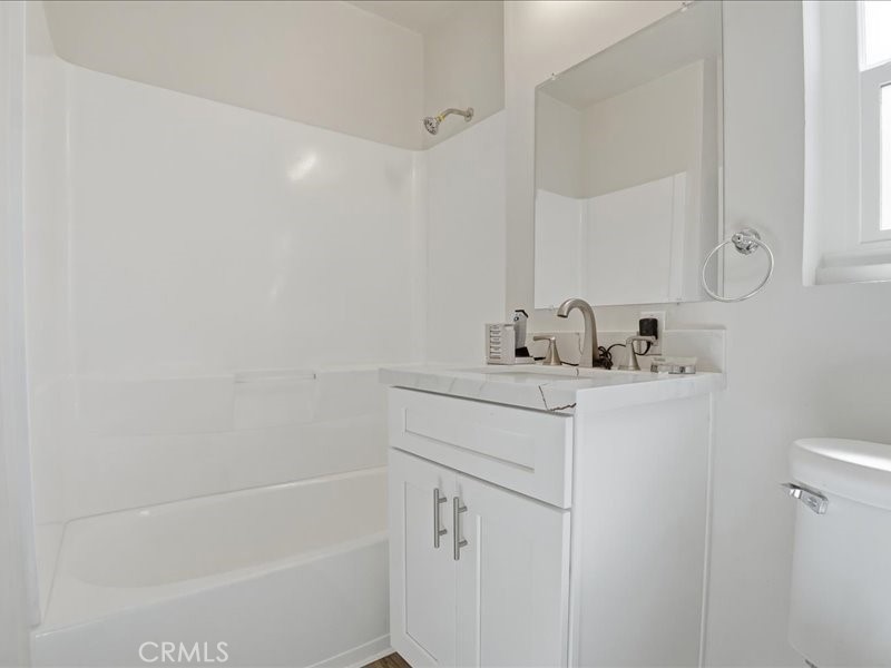 https://media.crmls.org/medias/67ce16f9-40d7-4263-a88a-c7a07377f6e1.jpg?preset=X-Large