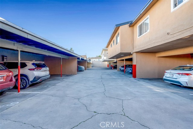 6640 Darby Avenue, Reseda CA: https://media.crmls.org/medias/67cf0394-a00b-459e-9505-03f41178053d.jpg