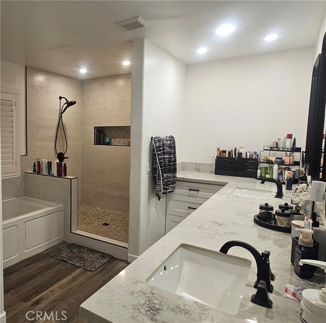 Image 38 of 61 For 7556 Frazer  