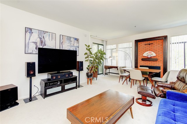 Detail Gallery Image 15 of 59 For 2563 Plaza Del Amo #204,  Torrance,  CA 90503 - 2 Beds | 2 Baths