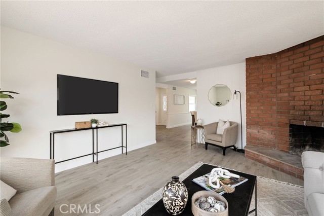 Detail Gallery Image 16 of 41 For 20533 Eastwood Ave, Torrance,  CA 90503 - 4 Beds | 2 Baths