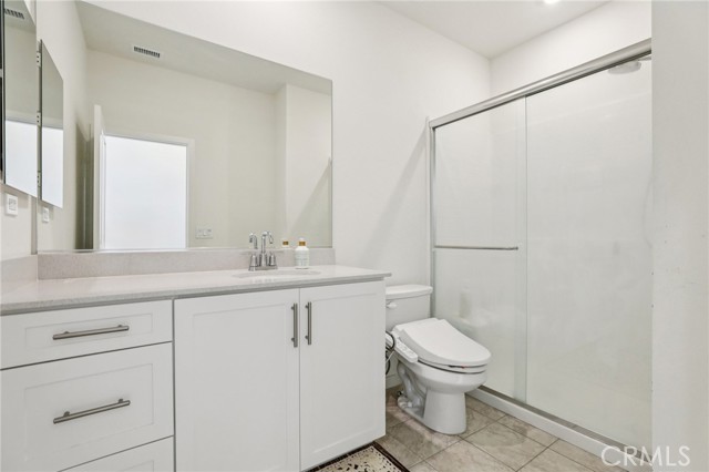 Detail Gallery Image 14 of 21 For 1571 Lima #5,  Placentia,  CA 92870 - 1 Beds | 1/1 Baths