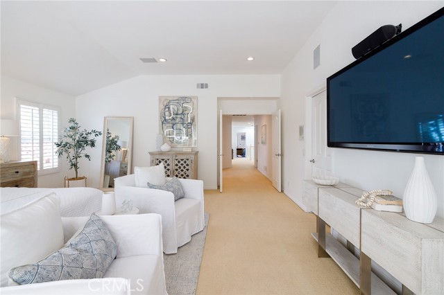 2812 Oak Avenue, Manhattan Beach, California 90266, 4 Bedrooms Bedrooms, ,2 BathroomsBathrooms,Residential,Sold,Oak,SB22058615