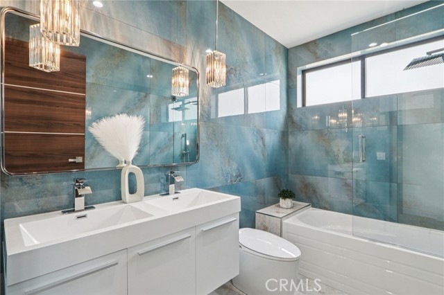 Detail Gallery Image 39 of 61 For 2227 N Lamer St, Burbank,  CA 91504 - 4 Beds | 4/1 Baths