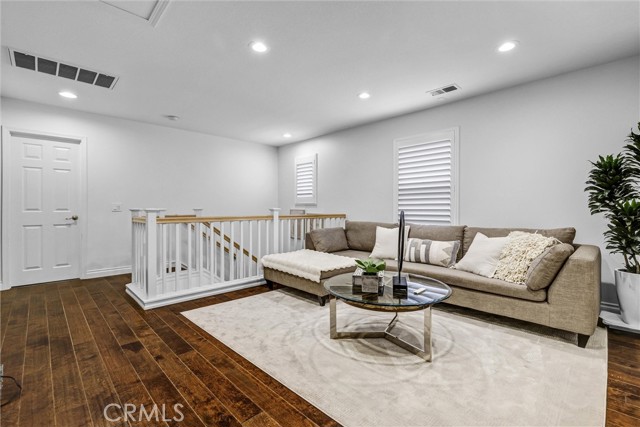 Image 19 of 48 For 1803 Chambers Court