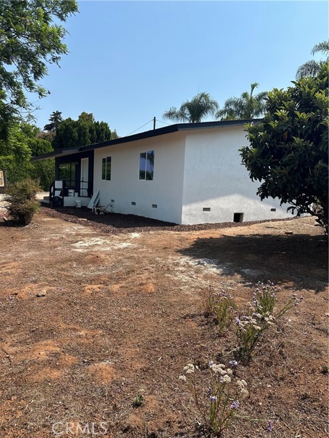 1624 York Drive, Vista CA: https://media.crmls.org/medias/67d16e4e-6430-4b67-89d4-82a8544e9398.jpg