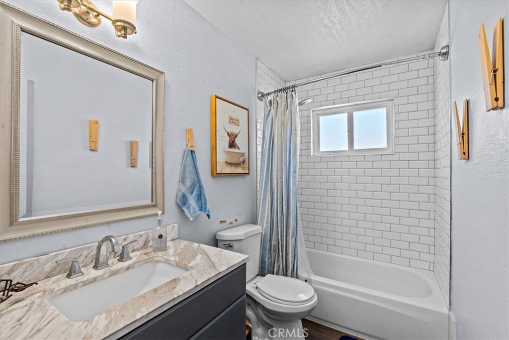 MLS #OC25158307 img 25