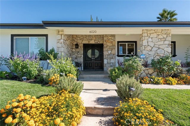 Detail Gallery Image 43 of 45 For 6020 Neddy Ave, Woodland Hills,  CA 91367 - 5 Beds | 3 Baths