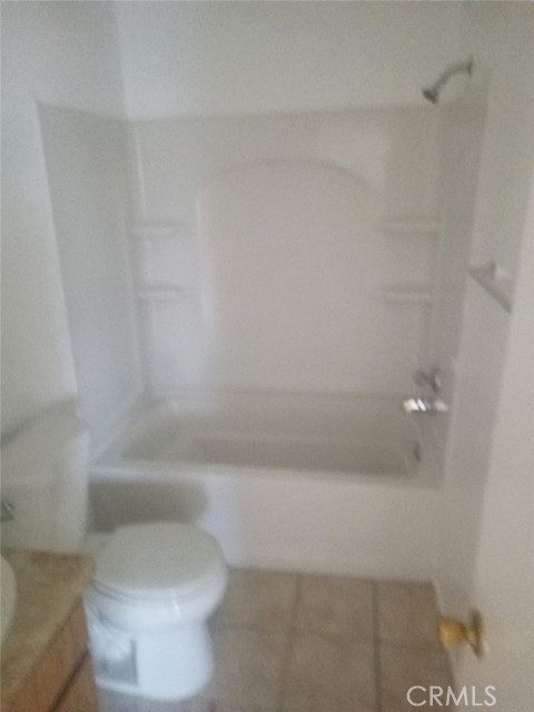 16315 Juniper Street, Hesperia CA: https://media.crmls.org/medias/67d36d29-cf43-49d9-af22-9b27425200e4.jpg