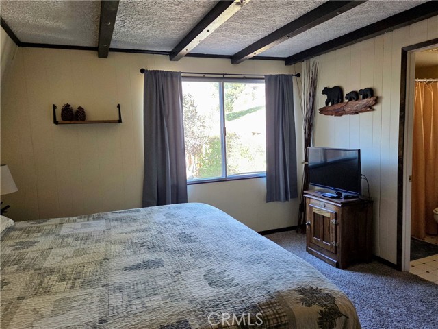 Detail Gallery Image 17 of 28 For 42806 Cougar, Big Bear Lake,  CA 92315 - 2 Beds | 2 Baths