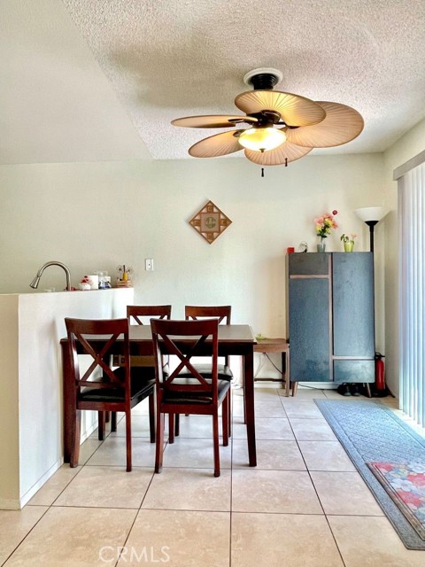 Detail Gallery Image 6 of 28 For 1335 N Elderberry Ave, Ontario,  CA 91762 - 3 Beds | 2 Baths