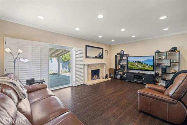 Image 6 of 43 For 2115 Kathryn Way