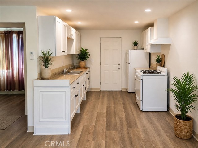 6911 Baird Unit: 1/2