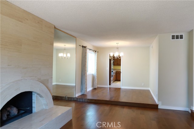 3550 Bluebell Street, Seal Beach CA: https://media.crmls.org/medias/67d4d0b5-79e6-45dd-bd17-fa42294a262b.jpg