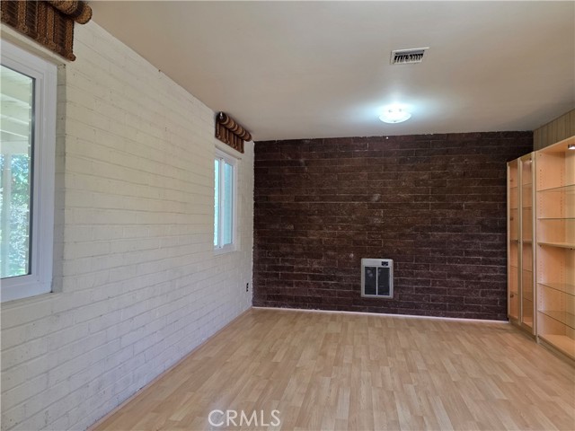 900 S Calico Circle, Anaheim CA: https://media.crmls.org/medias/67d4d683-97fa-405e-aca5-6852c593b512.jpg
