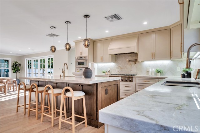 Detail Gallery Image 17 of 66 For 4001 4001 Pine, Long Beach,  CA 90807 - 5 Beds | 5 Baths