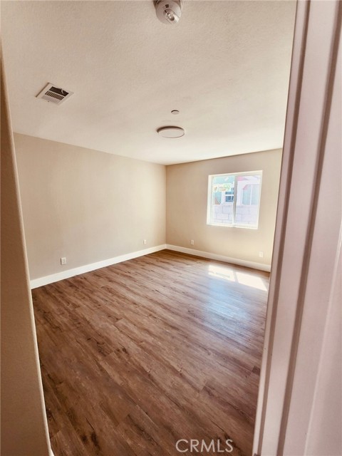 Detail Gallery Image 4 of 8 For 1509 W Civic Center Dr #2,  Santa Ana,  CA 92703 - 1 Beds | 1 Baths