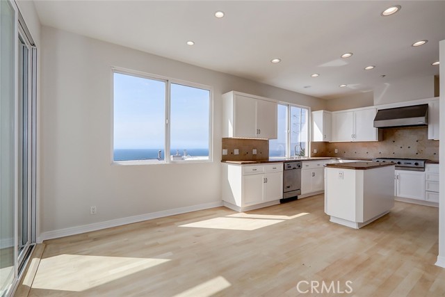 4419 Crest Drive, Manhattan Beach, California 90266, 3 Bedrooms Bedrooms, ,3 BathroomsBathrooms,Residential,Sold,Crest,SB22220114