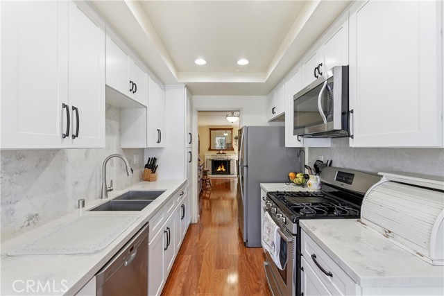 Detail Gallery Image 17 of 37 For 8276 Constantine Drive, Huntington Beach,  CA 92646 - 2 Beds | 1/1 Baths