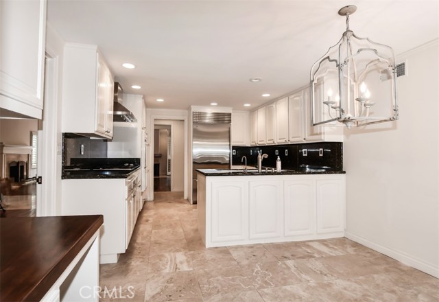 Detail Gallery Image 13 of 42 For 6 Seafaring Dr, Corona Del Mar,  CA 92625 - 2 Beds | 2 Baths