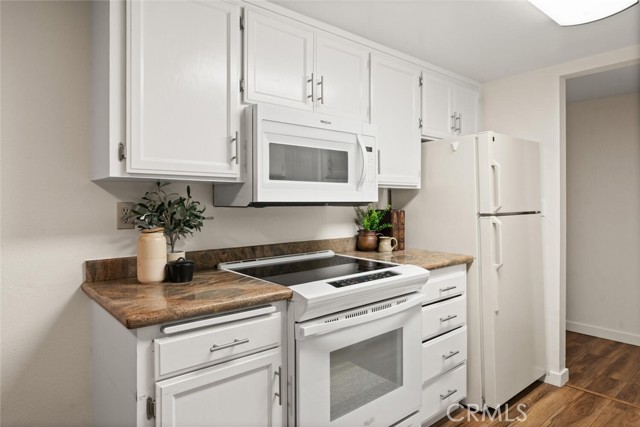 Detail Gallery Image 12 of 33 For 555 Vallombrosa Ave #9,  Chico,  CA 95926 - 2 Beds | 1 Baths