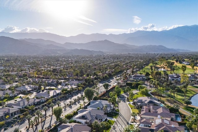 Detail Gallery Image 66 of 75 For 4 Oakmont Dr, Rancho Mirage,  CA 92270 - 5 Beds | 4/1 Baths