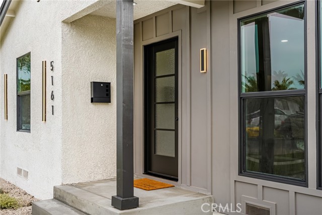 5161 E 27th Street, Long Beach CA: https://media.crmls.org/medias/67d87c5a-ddec-429e-8b0e-7f2a141c35ee.jpg