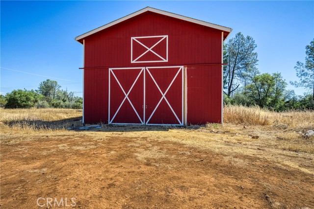 15000 Gray Pine Road, Lower Lake CA: https://media.crmls.org/medias/67d8f5e1-24eb-44cf-aa85-1af4f928b0a3.jpg