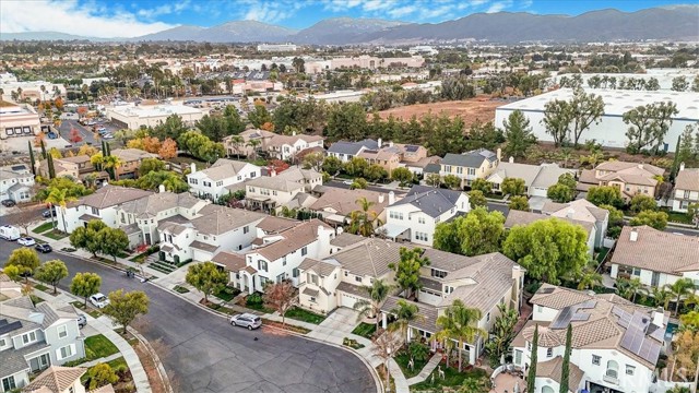 Detail Gallery Image 5 of 67 For 28861 Topsfield Ct, Temecula,  CA 92591 - 5 Beds | 3 Baths