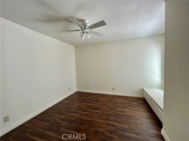 Bedroom with window seat