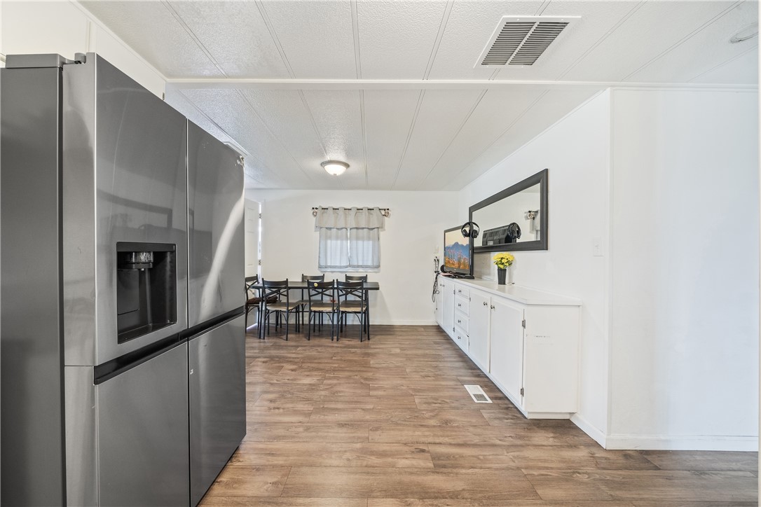 Detail Gallery Image 10 of 11 For 1455 S State St #354,  Hemet,  CA 92543 - 2 Beds | 2 Baths
