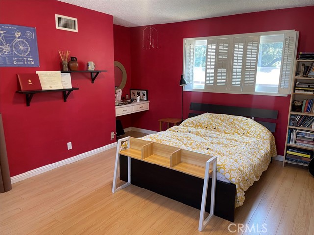 Detail Gallery Image 19 of 20 For 3247 Montrose Ave #B,  La Crescenta,  CA 91214 - 2 Beds | 2 Baths