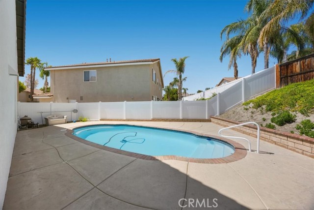 5444 Broderick Court, Hemet CA: https://media.crmls.org/medias/67dbd0d2-b04c-4071-b084-be32788e8f04.jpg