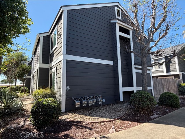 Detail Gallery Image 5 of 61 For 824 N Pasadena Ave #11,  Azusa,  CA 91702 - 2 Beds | 1/1 Baths