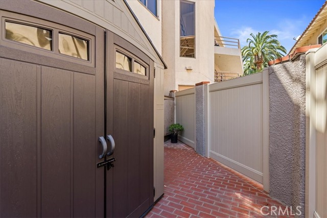 Detail Gallery Image 27 of 41 For 512 Esplanade #103,  Redondo Beach,  CA 90277 - 2 Beds | 2 Baths