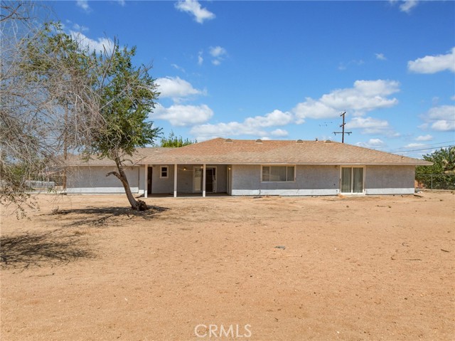 18425 Owatonna Road, Apple Valley CA: https://media.crmls.org/medias/67dd5919-02cb-4a6f-8e9b-07fa76303598.jpg