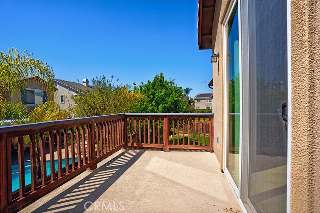 Image 39 of 63 For 24089 Golden Mist