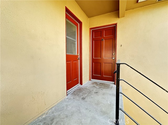 Detail Gallery Image 3 of 21 For 123 Nieto, Long Beach,  CA 90803 - 2 Beds | 1 Baths