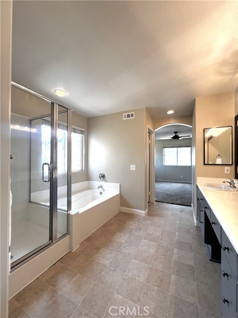 Detail Gallery Image 22 of 28 For 15 Rue Du Chateau, Aliso Viejo,  CA 92656 - 3 Beds | 2/1 Baths