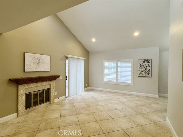 Detail Gallery Image 5 of 26 For 444 Golden Springs Dr #G,  Diamond Bar,  CA 91765 - 2 Beds | 1 Baths