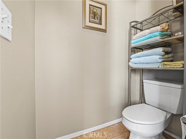 Detail Gallery Image 21 of 37 For 27629 Elkwood Ln, Castaic,  CA 91384 - 3 Beds | 2/1 Baths