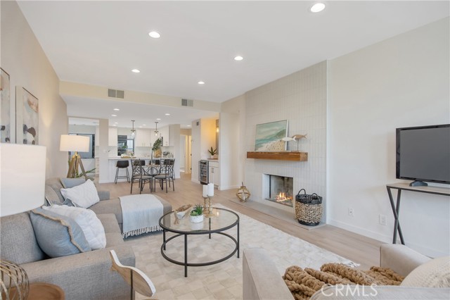 Detail Gallery Image 9 of 51 For 4600 via Dolce #206,  Marina Del Rey,  CA 90292 - 2 Beds | 2 Baths