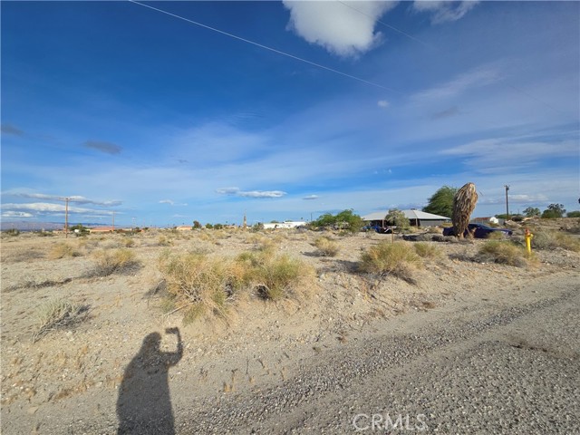 Detail Gallery Image 7 of 19 For 1544 Red Sea Ave, Thermal,  CA 92274 - – Beds | – Baths