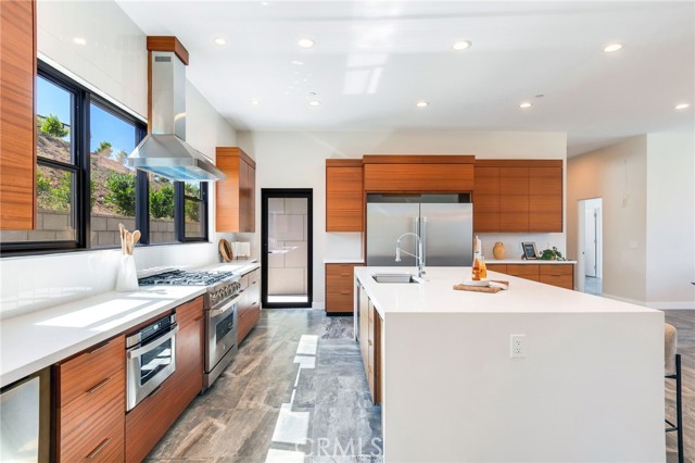 Detail Gallery Image 5 of 71 For 1922 Edgefair Ln, Redlands,  CA 92373 - 3 Beds | 3/1 Baths